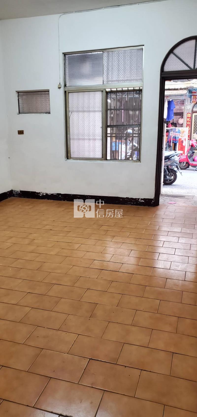 潮州南京路巷弄透天房屋室內格局與周邊環境