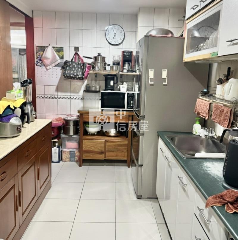 太子地球村四房平車房屋室內格局與周邊環境