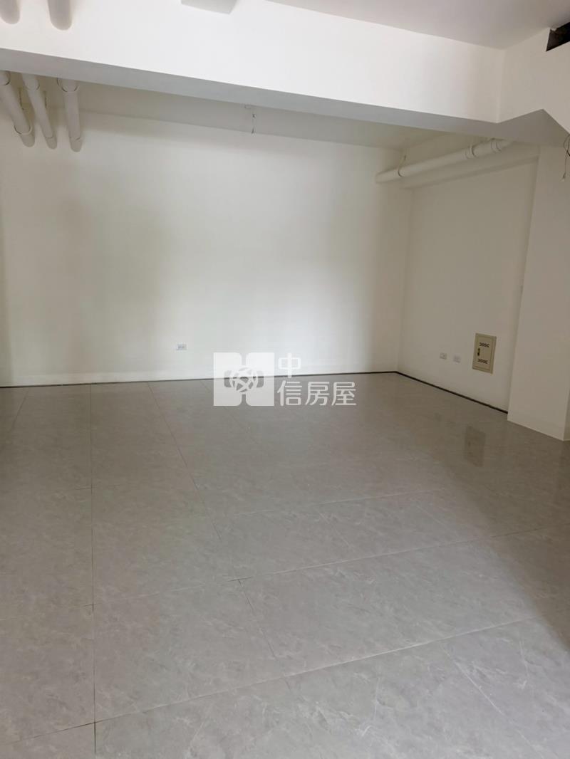斗六正文化路全新店住房屋室內格局與周邊環境