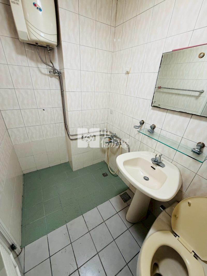 苗栗三義木雕街透天別墅房屋室內格局與周邊環境