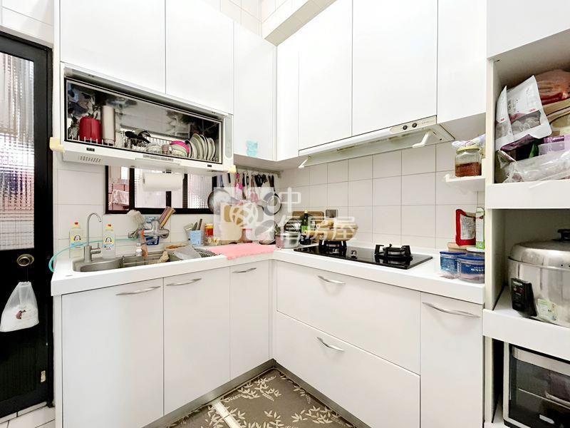 湳雅大潤發【藝術名宮七】三房平面車位房屋室內格局與周邊環境