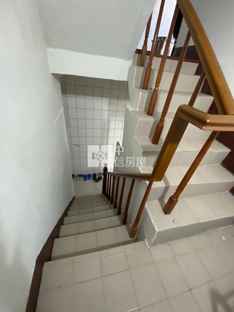 彰化中科二林園區旁透天房屋室內格局與周邊環境