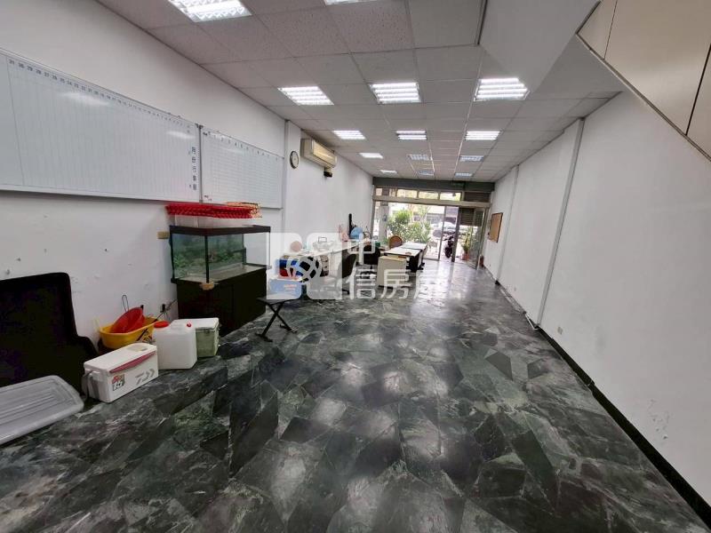 三多捷運大面寬透天金店房屋室內格局與周邊環境