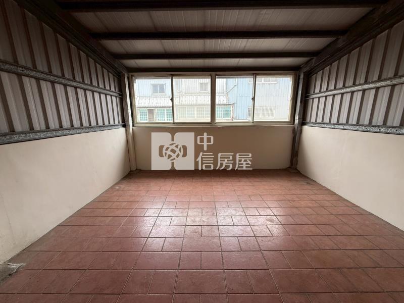 體育園區花園別墅房屋室內格局與周邊環境