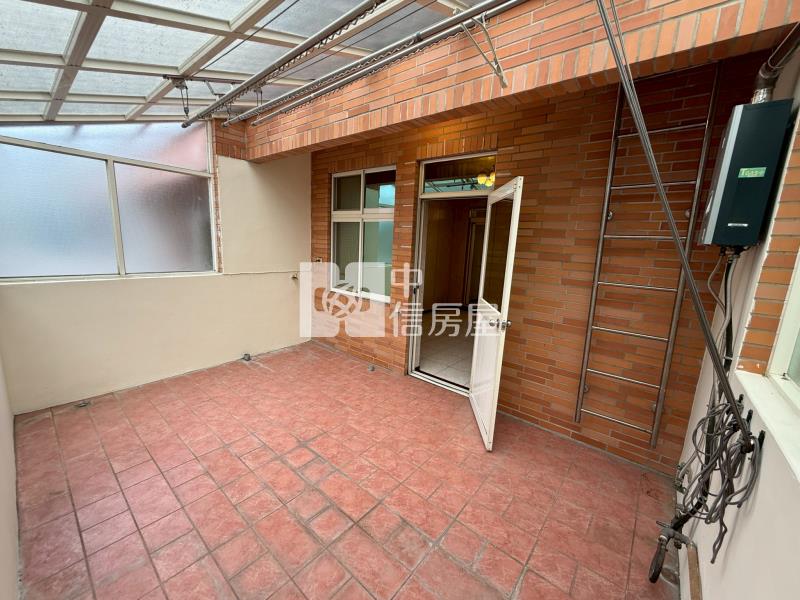 體育園區花園別墅房屋室內格局與周邊環境