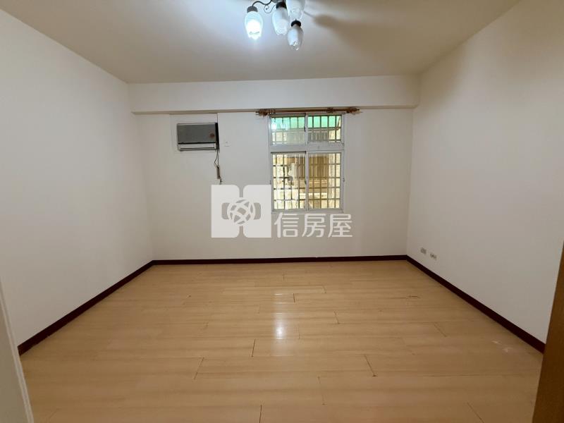 體育園區花園別墅房屋室內格局與周邊環境