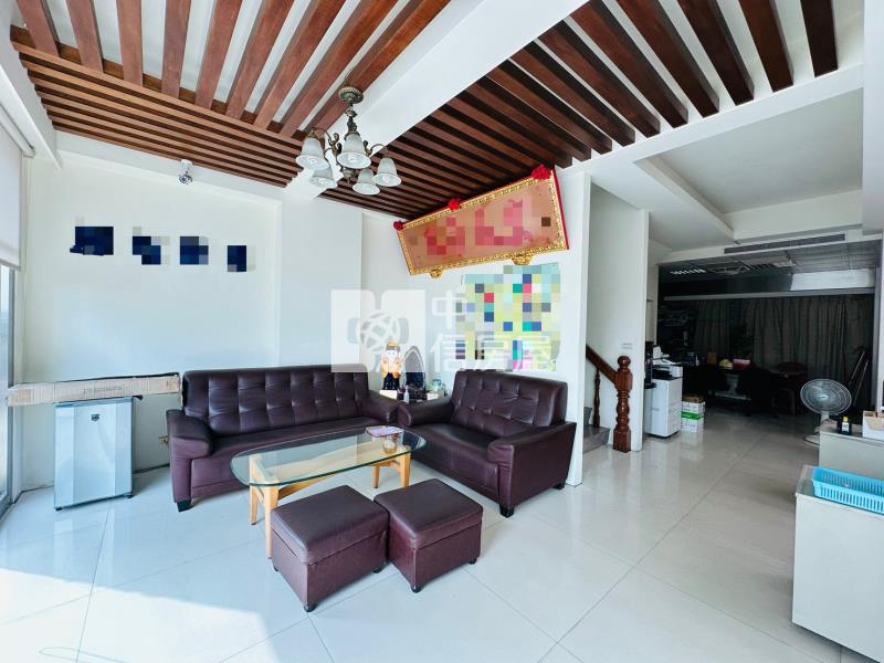 11期雙併店墅-企業總部房屋室內格局與周邊環境