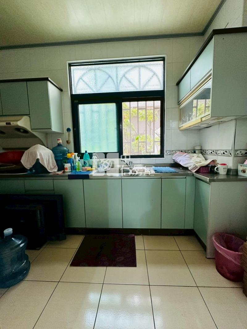 11期雙併店墅-企業總部房屋室內格局與周邊環境