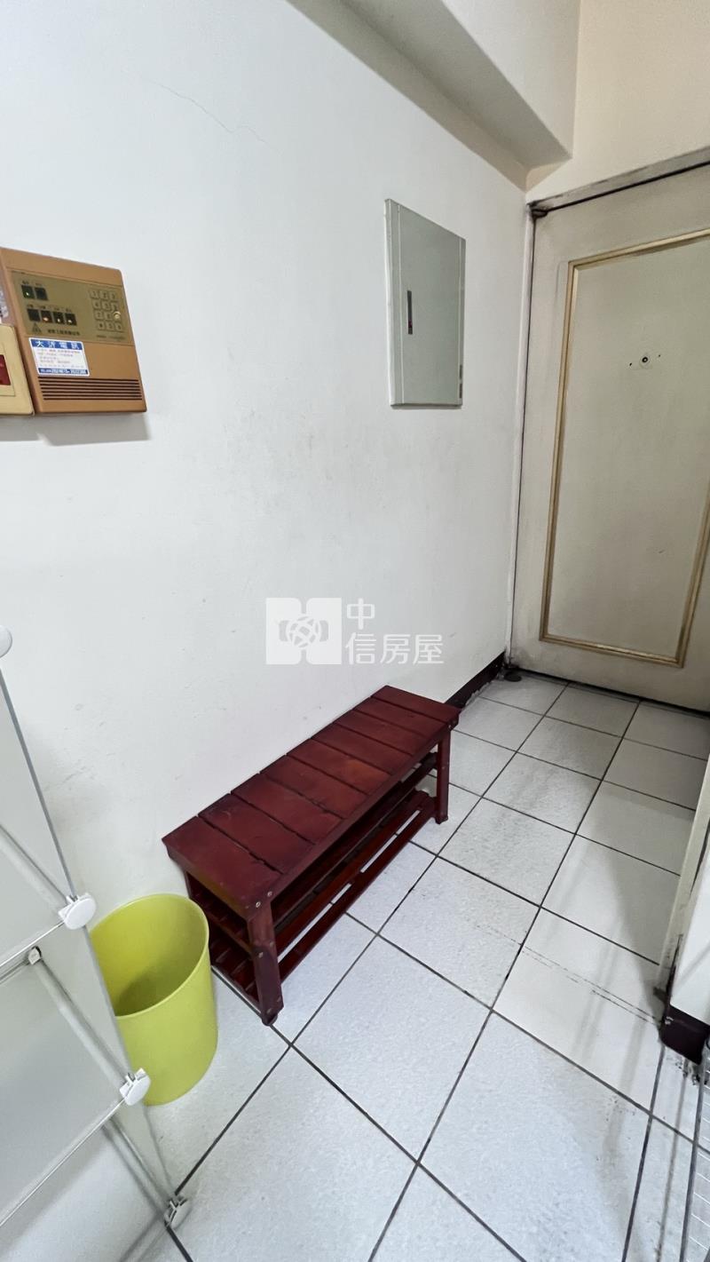 近中山醫/大慶生活圈最低價無限視野美套房房屋室內格局與周邊環境