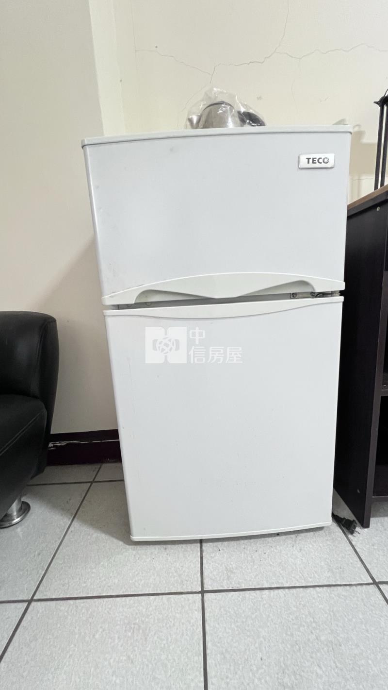 近中山醫/大慶生活圈最低價無限視野美套房房屋室內格局與周邊環境