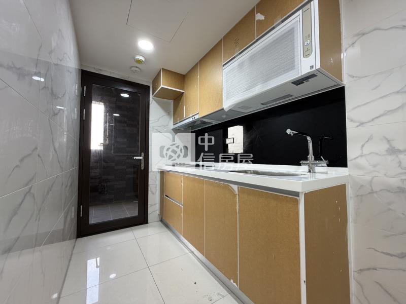 全新完工市心朗朗兩房車房屋室內格局與周邊環境