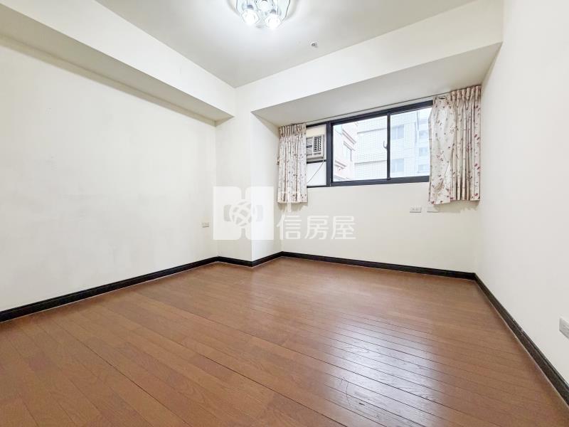 惠文國小次頂樓3房平車房屋室內格局與周邊環境