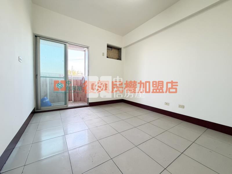 文房學府低總美套房屋室內格局與周邊環境