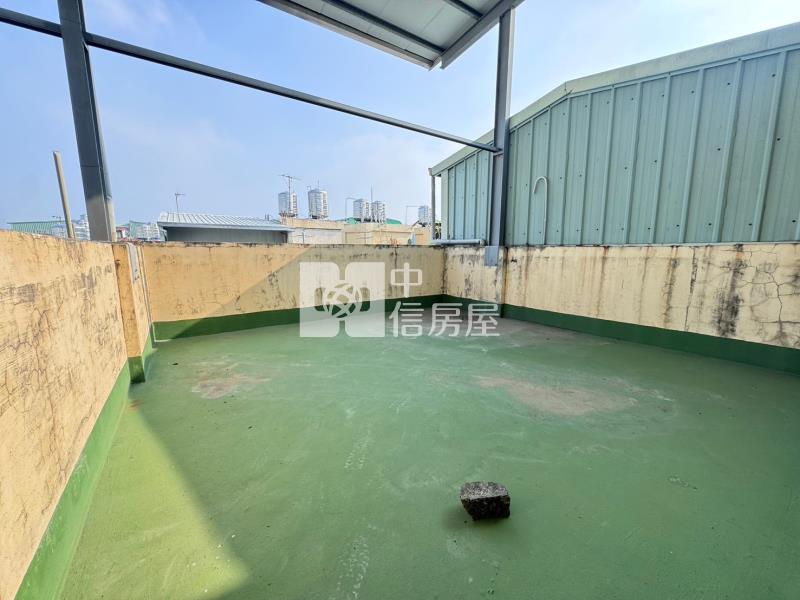 大雅｜上楓國小｜車庫美別墅房屋室內格局與周邊環境