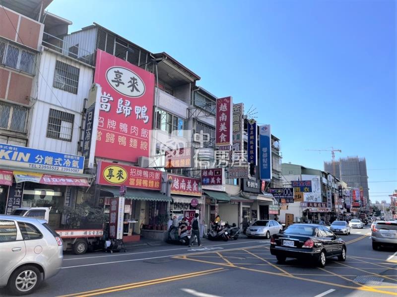 正樹德路大面寬百坪透店（專任）房屋室內格局與周邊環境