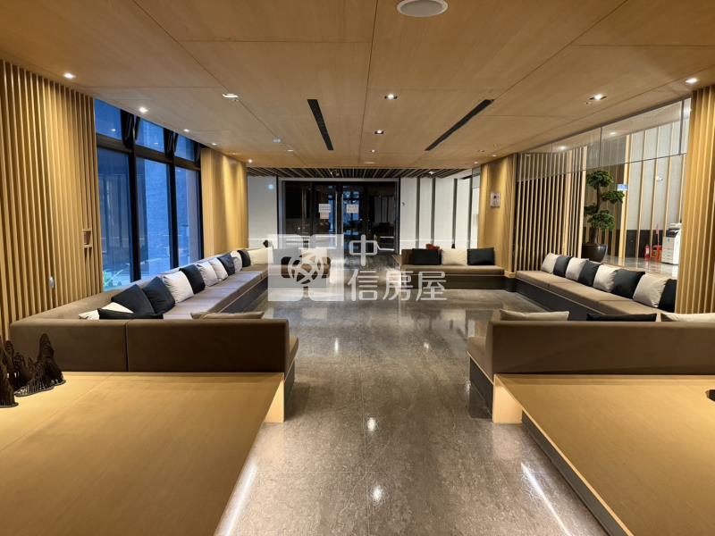 青埔A18站前新銳二房車房屋室內格局與周邊環境