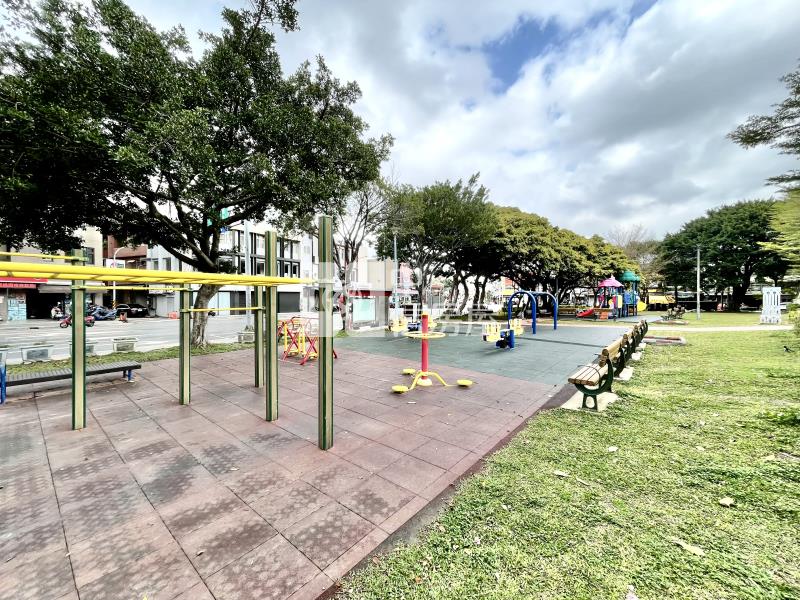 內壢站前商圈.文化公園.寬敞美2房房屋室內格局與周邊環境