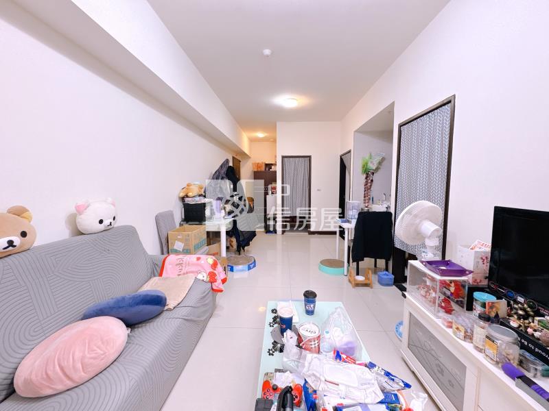 幸福公園大露臺美兩房車房屋室內格局與周邊環境