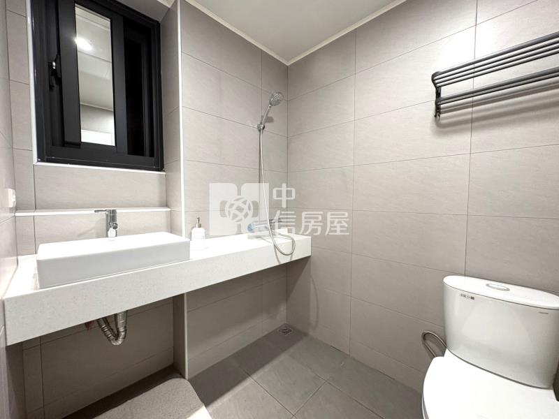 中國醫梅川套房房屋室內格局與周邊環境