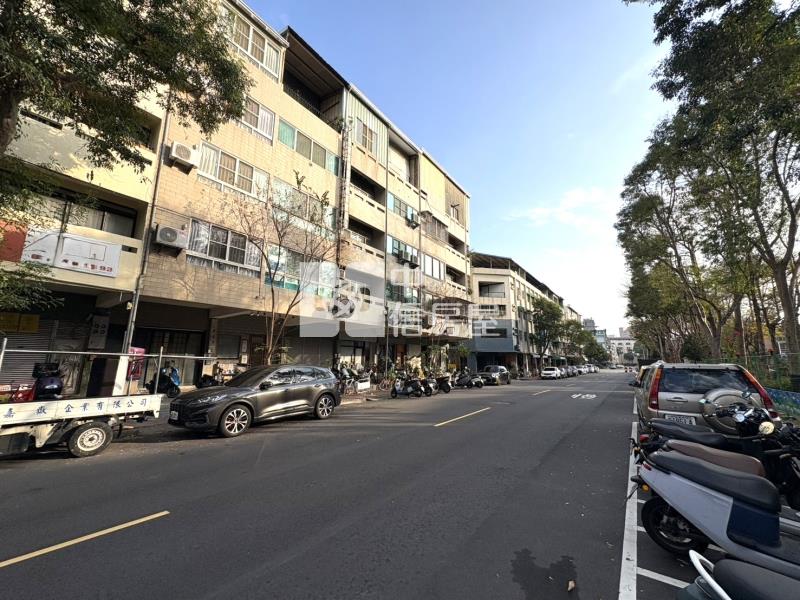 中國醫梅川套房房屋室內格局與周邊環境