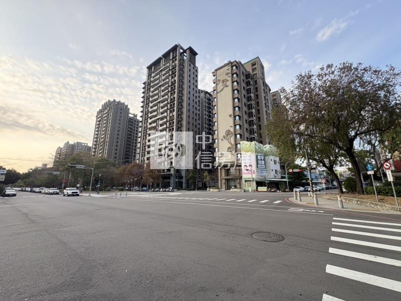 中國醫梅川套房房屋室內格局與周邊環境