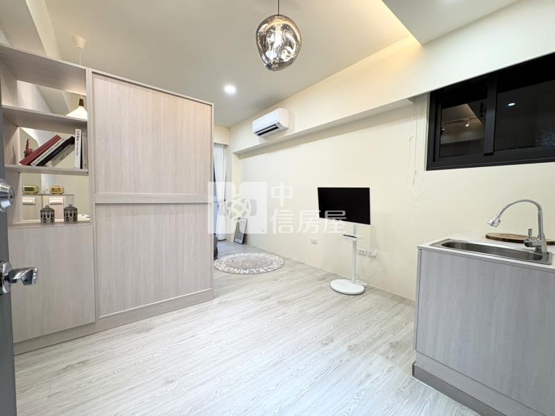 中國醫梅川套房房屋室內格局與周邊環境