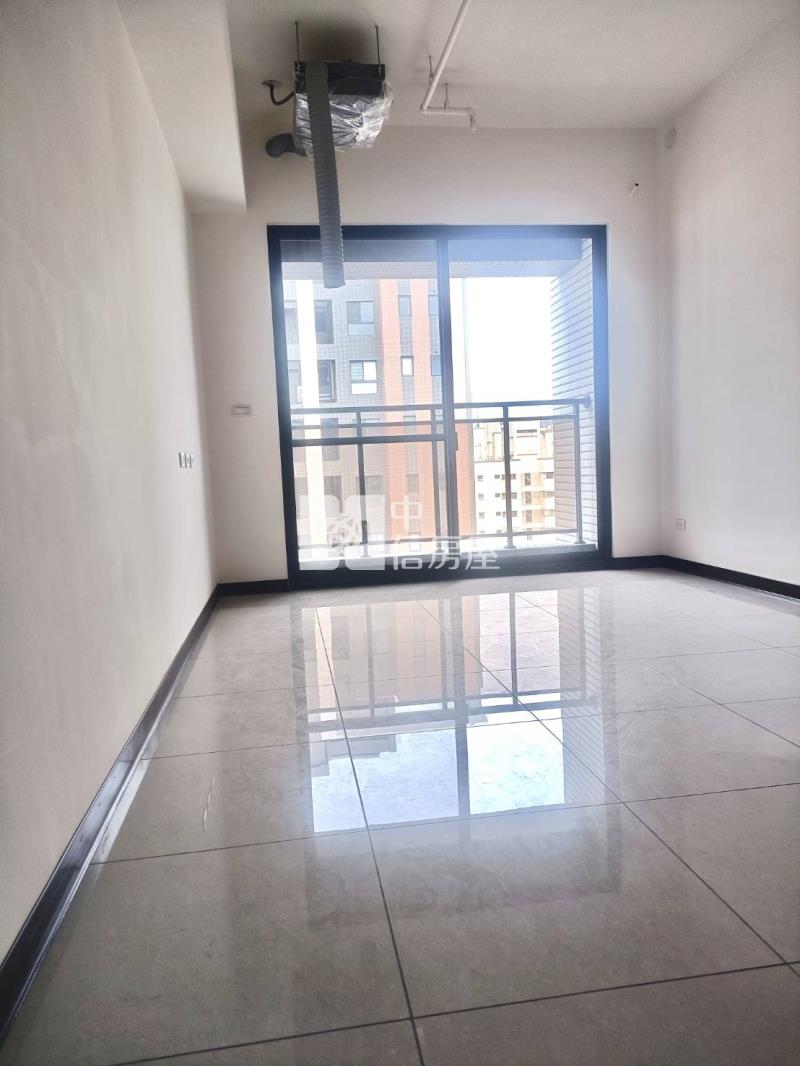 新光特區樹孝商圈兩房兩衛平車視野戶房屋室內格局與周邊環境