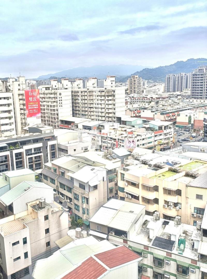 新光特區樹孝商圈兩房兩衛平車視野戶房屋室內格局與周邊環境