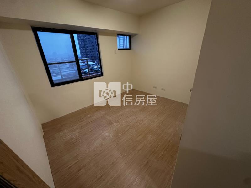 新興高中旁溫馨大兩房車房屋室內格局與周邊環境