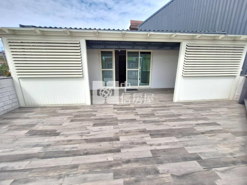 歸仁國小雙面路店面透天房屋室內格局與周邊環境