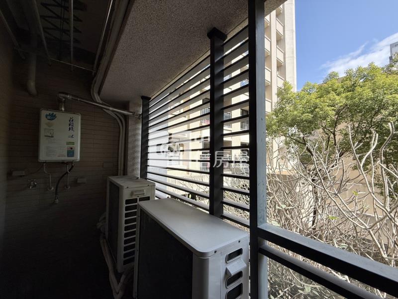 中國醫|大城三月花見|大兩房車位樹梢戶房屋室內格局與周邊環境