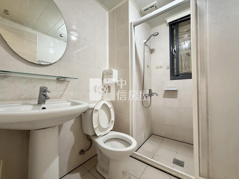 中國醫|大城三月花見|大兩房車位樹梢戶房屋室內格局與周邊環境