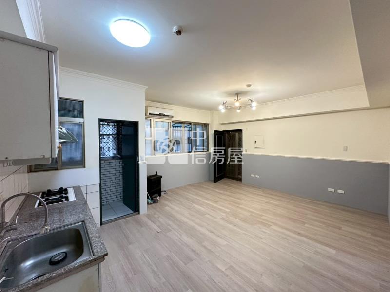 首購專屬 大里區中興商圈低總價三房機上車位房屋室內格局與周邊環境