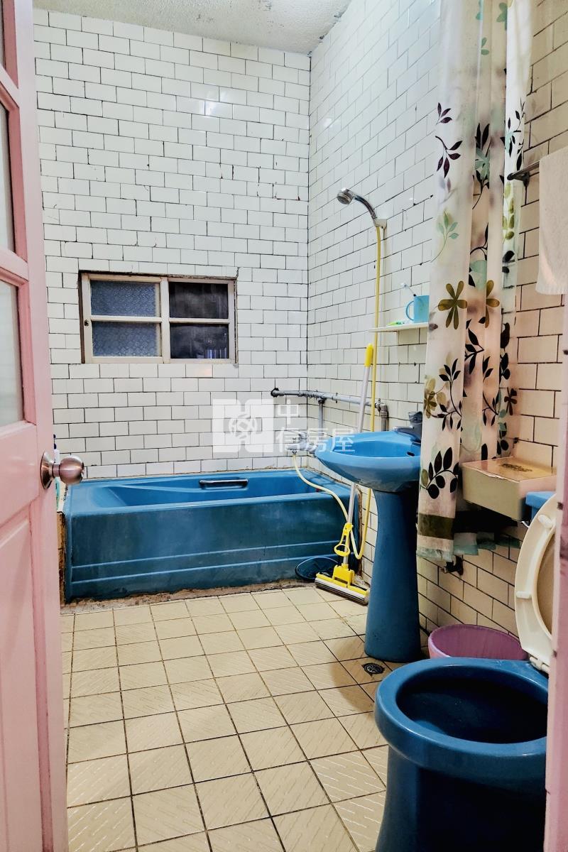 員山公園生活圈靜巷大空間別墅房屋室內格局與周邊環境