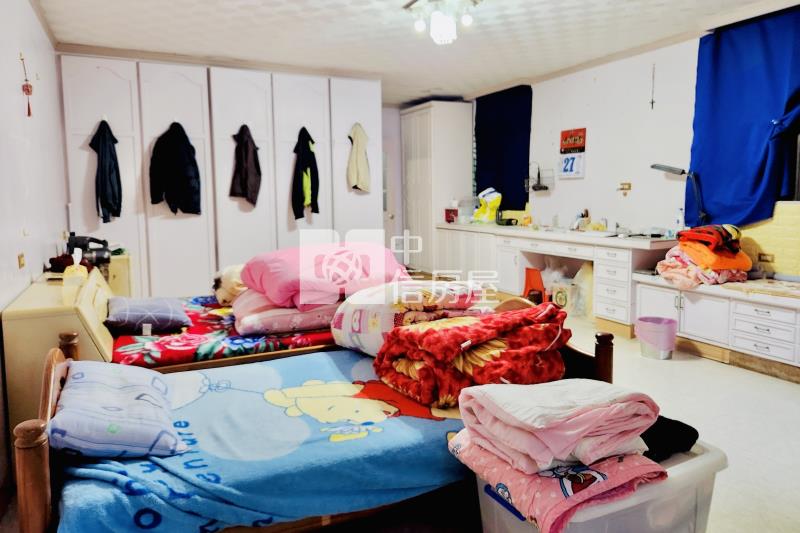 員山公園生活圈靜巷大空間別墅房屋室內格局與周邊環境