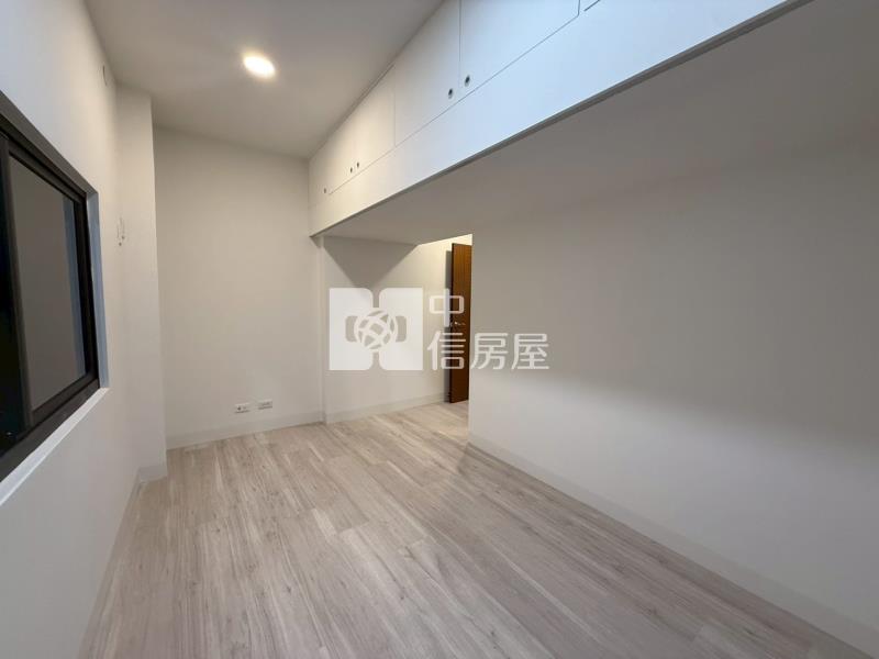 潮州鬧區整新車庫透天房屋室內格局與周邊環境