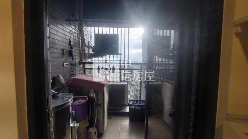 近體育園區 京松1+1房車房屋室內格局與周邊環境