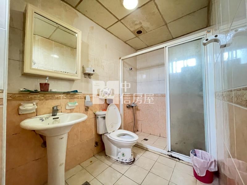 高城近部桃巨星生活家大4房+平車房屋室內格局與周邊環境