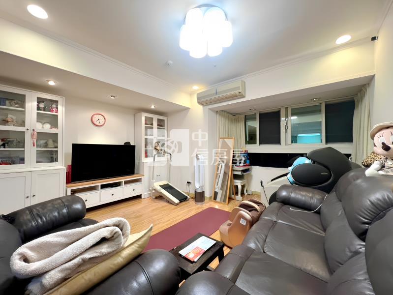 荷蘭村高樓層四房雙平車房屋室內格局與周邊環境