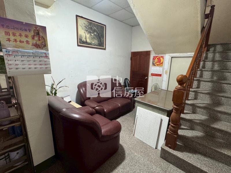 完全學區18間套房房屋室內格局與周邊環境