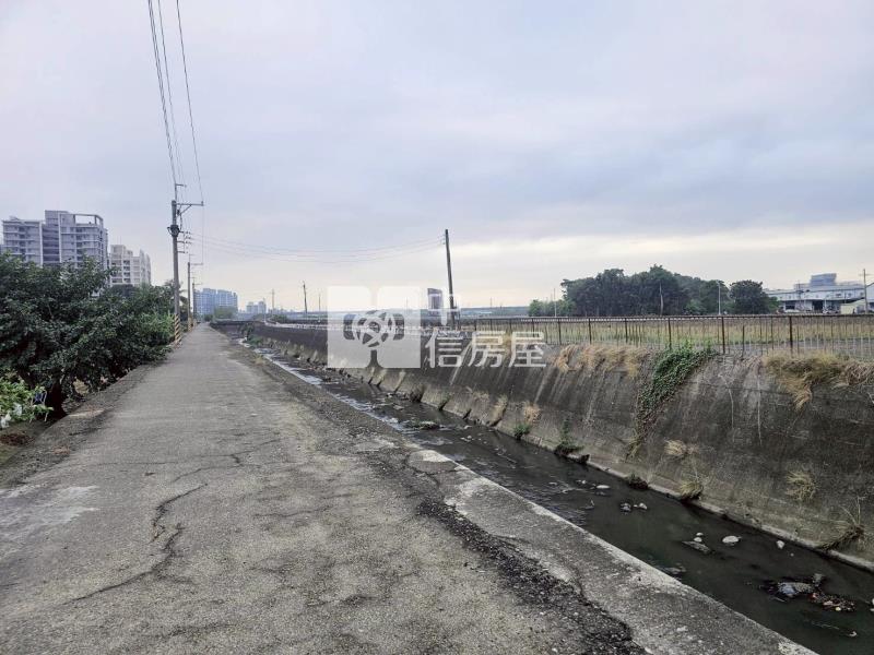 新市近全聯丹丹持分美農地房屋室內格局與周邊環境