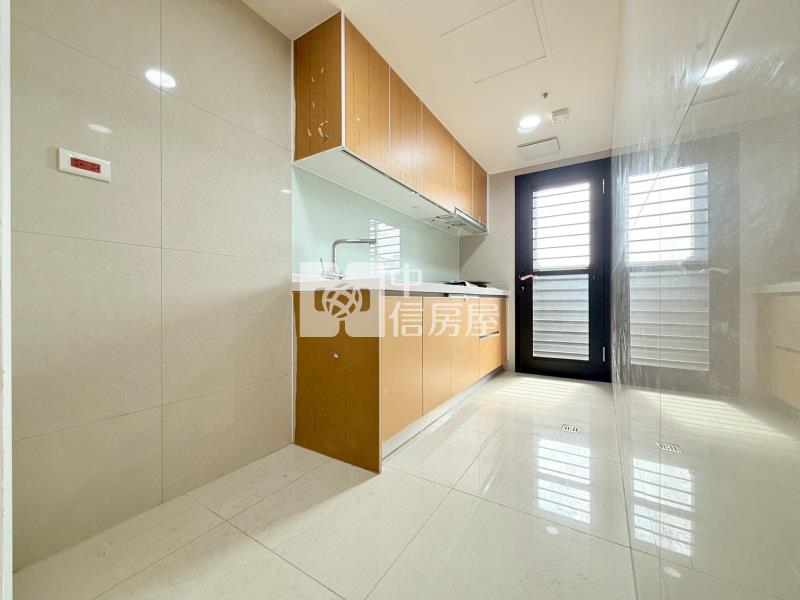 邊間景觀2房平車A房屋室內格局與周邊環境