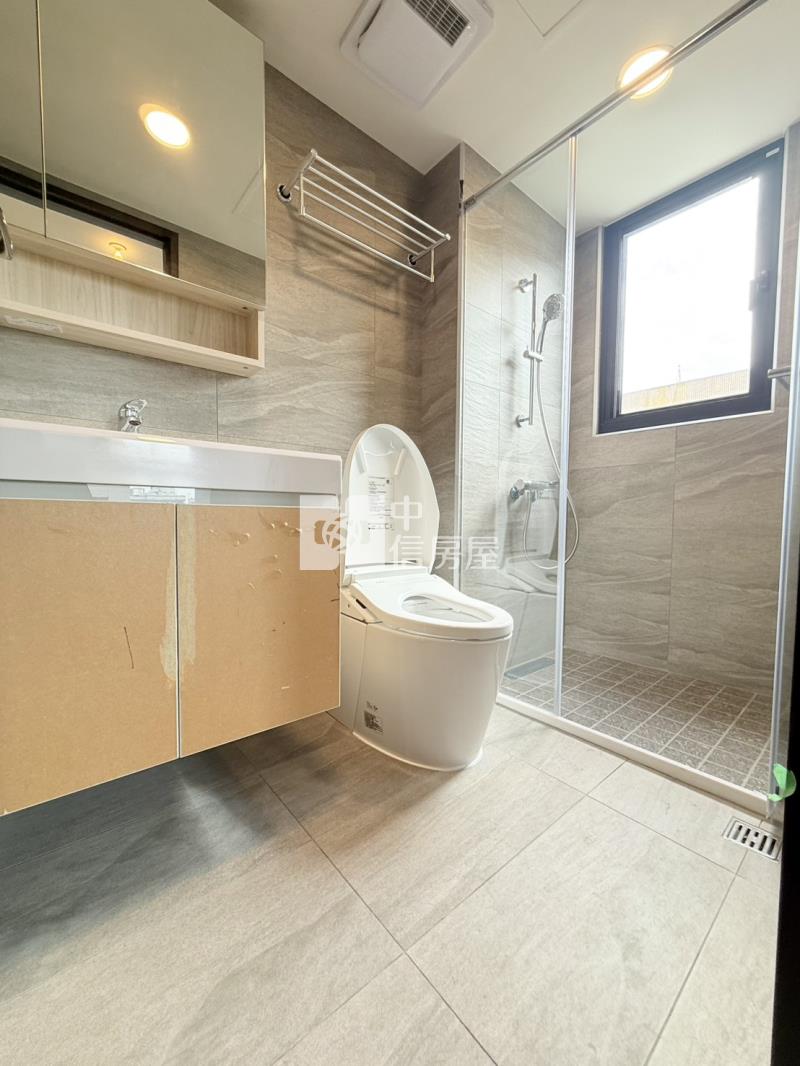 邊間景觀2房平車A房屋室內格局與周邊環境