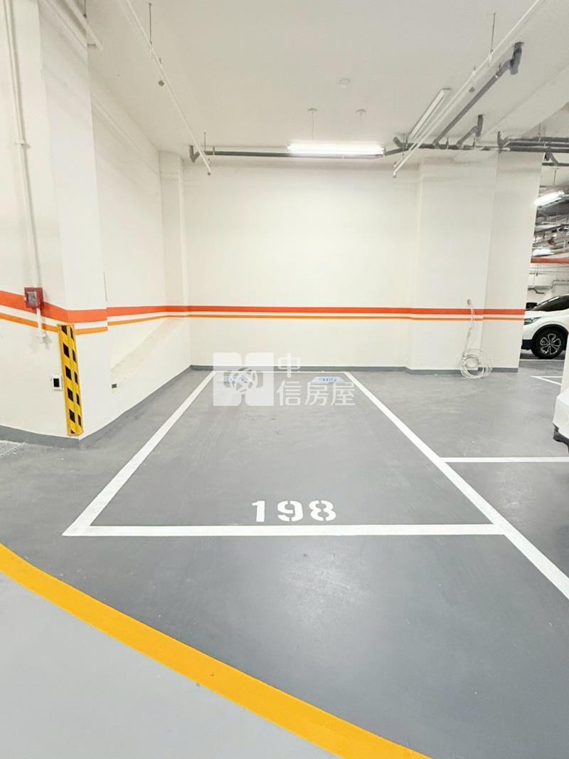 邊間景觀2房平車A房屋室內格局與周邊環境