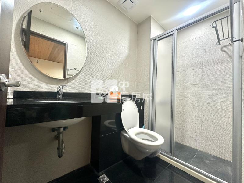 專賣藍海美三房平車房屋室內格局與周邊環境