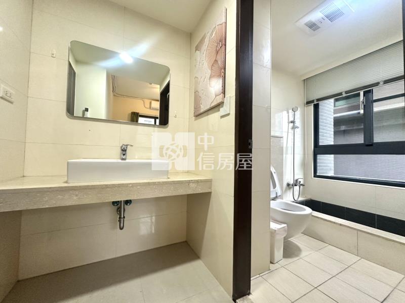 專賣藍海美三房平車房屋室內格局與周邊環境