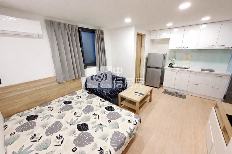 台中火車站|自己有小露臺|夢幻小套房房屋室內格局與周邊環境