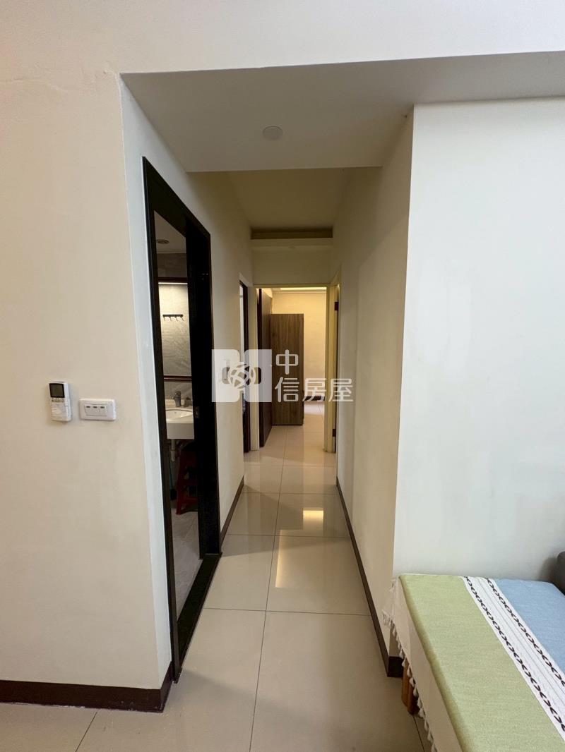 正十期重劃區2樓景觀超美戶房屋室內格局與周邊環境