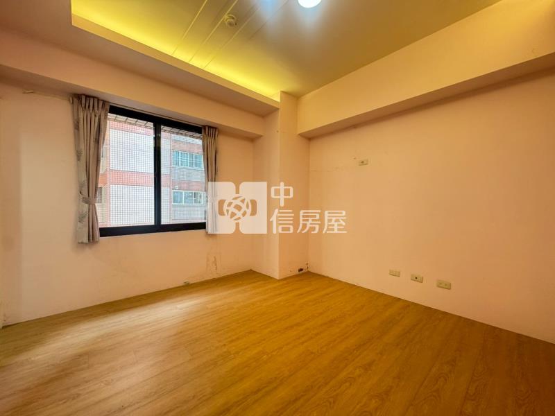 大里塗城商圈三房+車位房屋室內格局與周邊環境