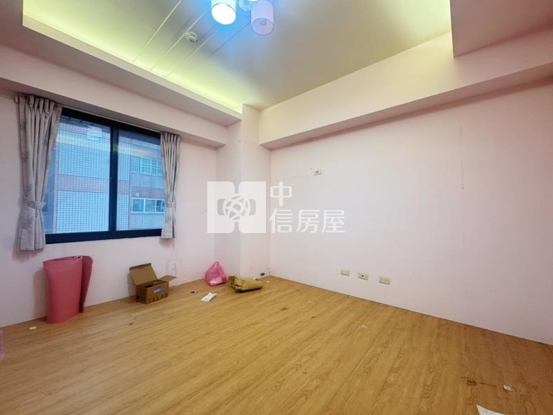 大里塗城商圈三房+車位房屋室內格局與周邊環境